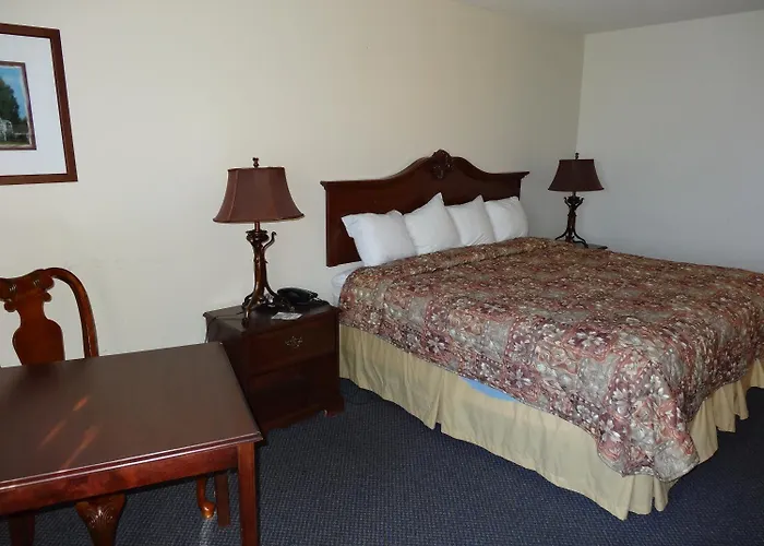 Fairgrounds Hotel